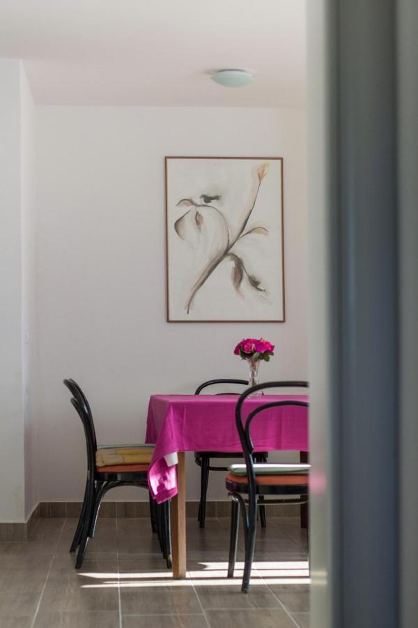 Apartment Mikic Cunski Екстер'єр фото